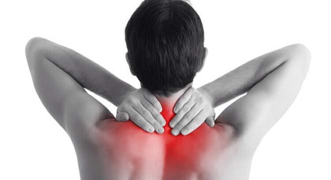 کشیدگی و رگ به رگ شدن گردن از علل مهم گردن درد است