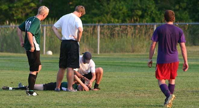 پیشگیری از آسیب ورزشی در نوجوانان