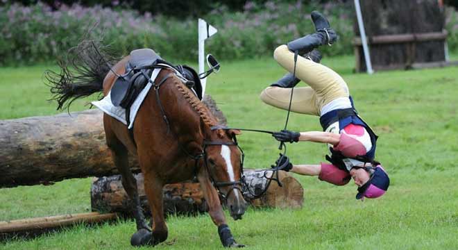 برای پیشگیری از حوادث ورزشی در اسب سواری باید به چه نکاتی توجه کرد