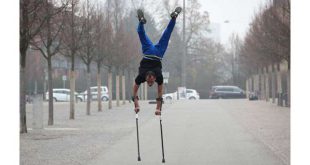 راه رفتن با عصای دستی