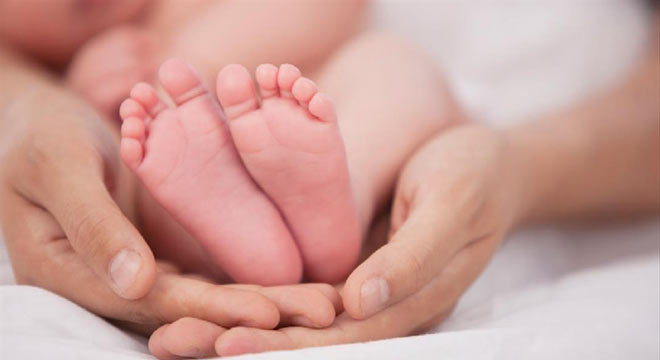 پنج علامت که میتواند نشانه بیماری پا در بچه باشد چیست