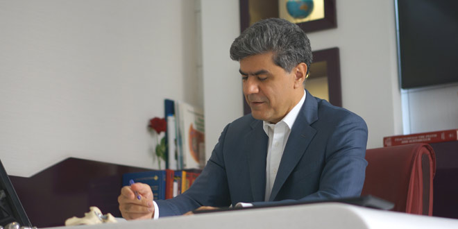 دکتر منصوری